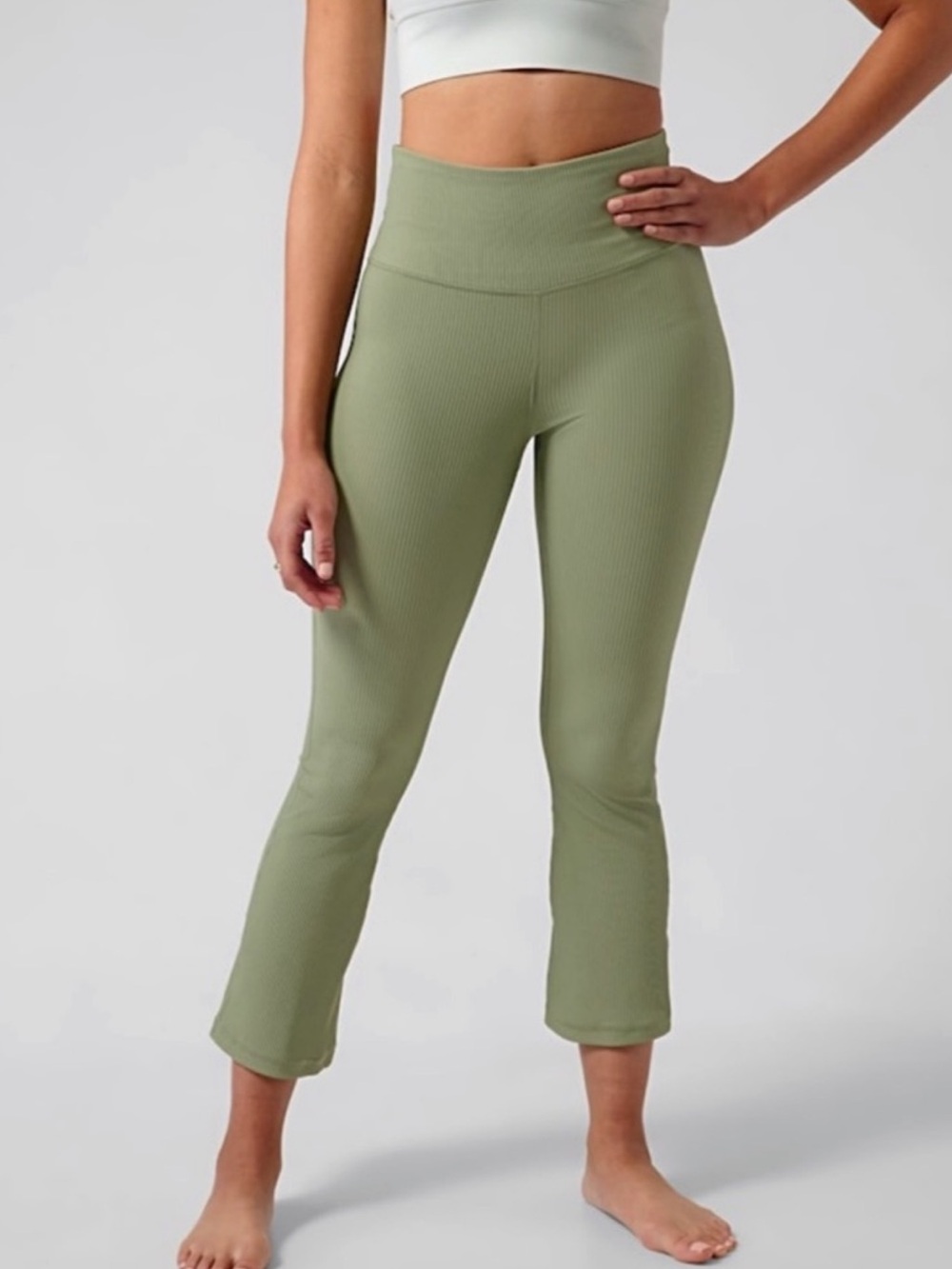 ATHLETA Elation Rib Crop Flare Eucalyptus Olive Stretch Pants Size XS